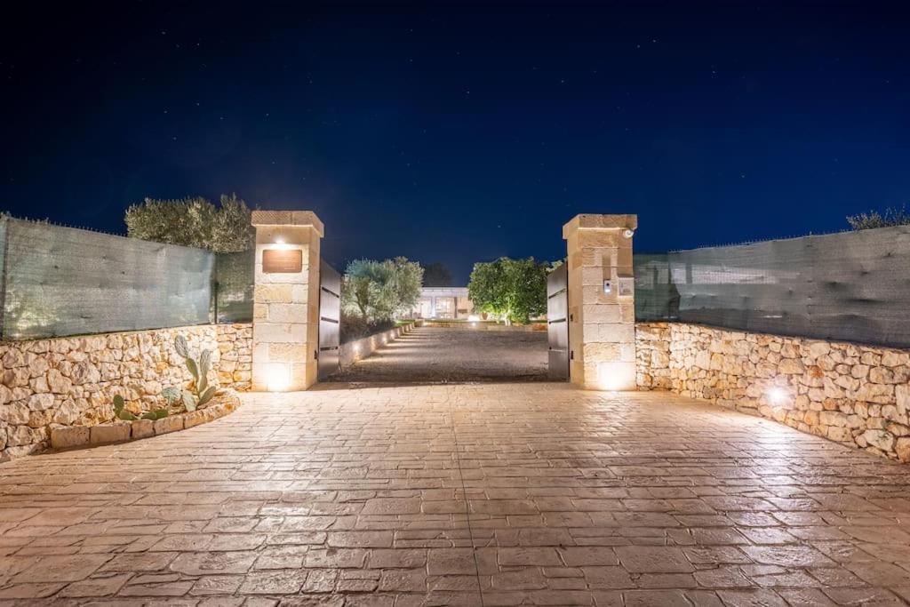 Tenuta Traghetto Остуні Екстер'єр фото
